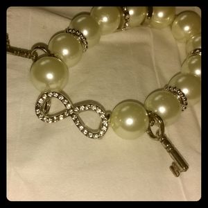Infinity stretch bracelet